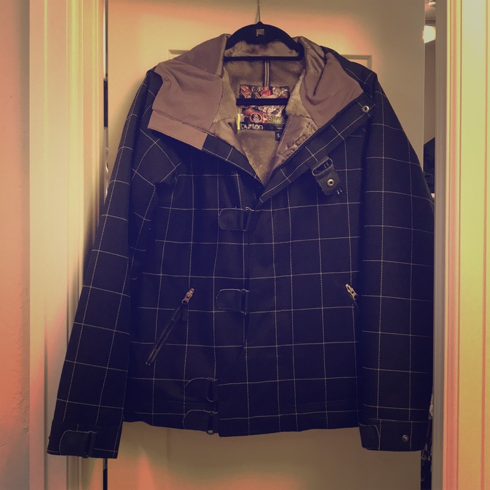 Burton women’s ski/snowboarding jacket - Picture 1 of 6